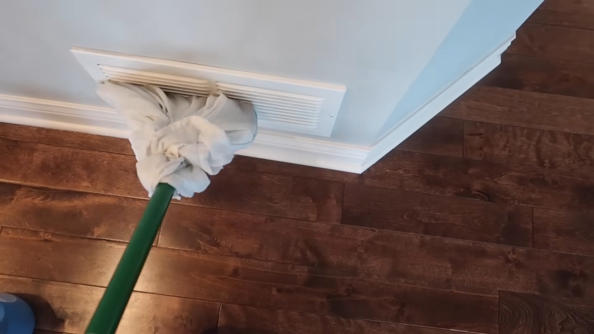 Furniture cleaning tips