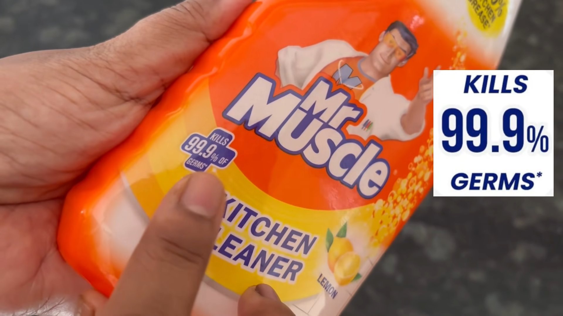 Cleaner Kitchen with Mr Muscle