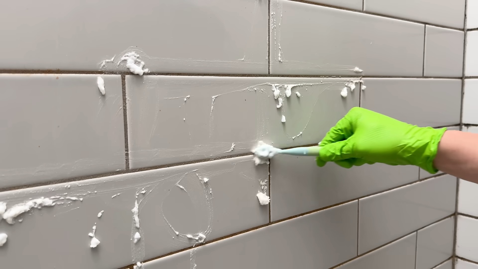 Clean Tile Grout